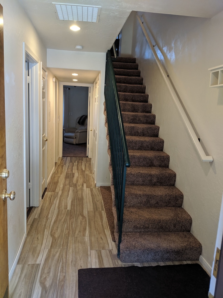 Snow Summit Townhouse Rentals & Sales