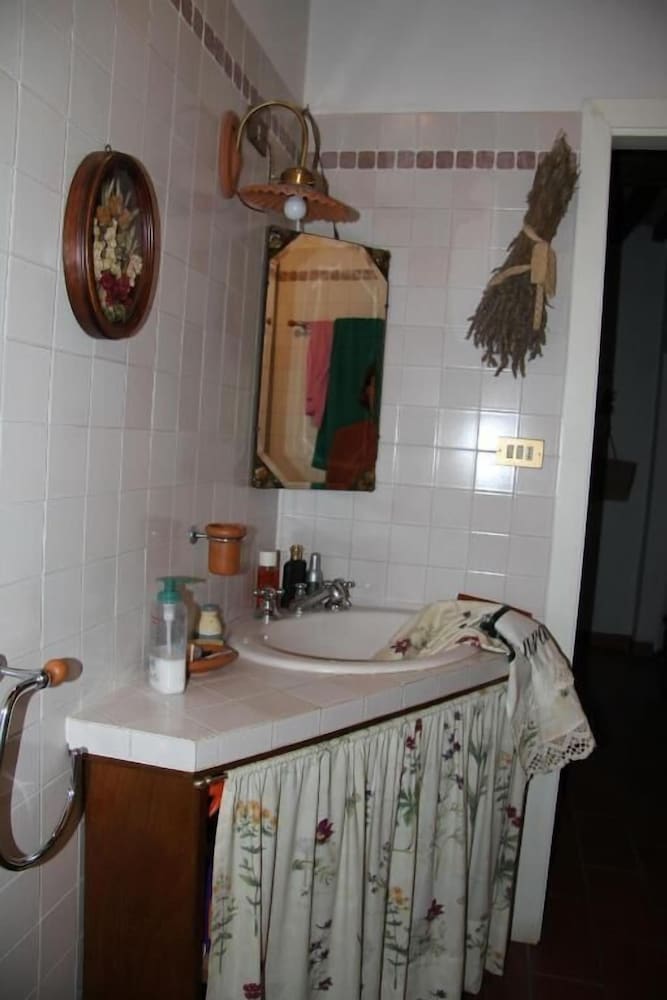 Room & Breakfast nel borgo Scipione