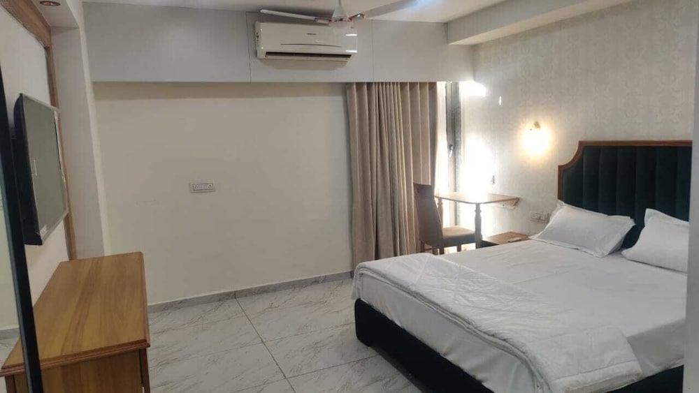 Januson Hotel