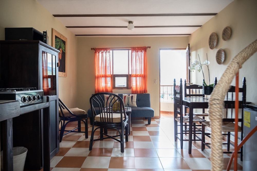 Altocerro Villas Hotel & Camping