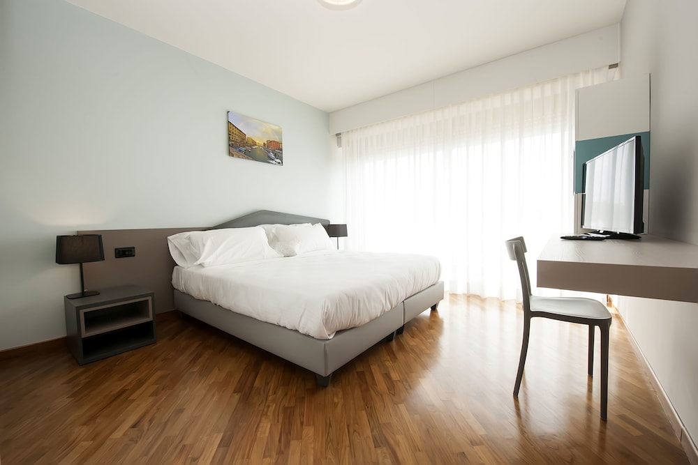 Suites Marilia Apartments