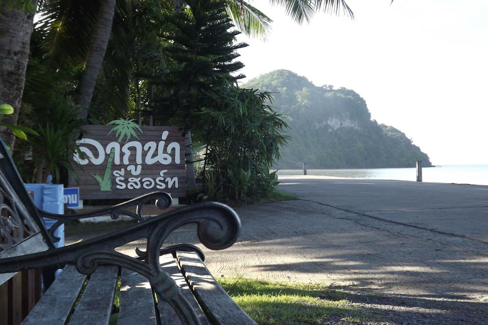 Laguna Resort
