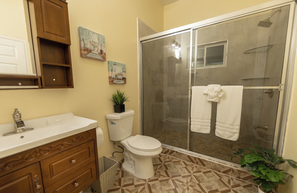 Majestic Heights Bed & Breakfast