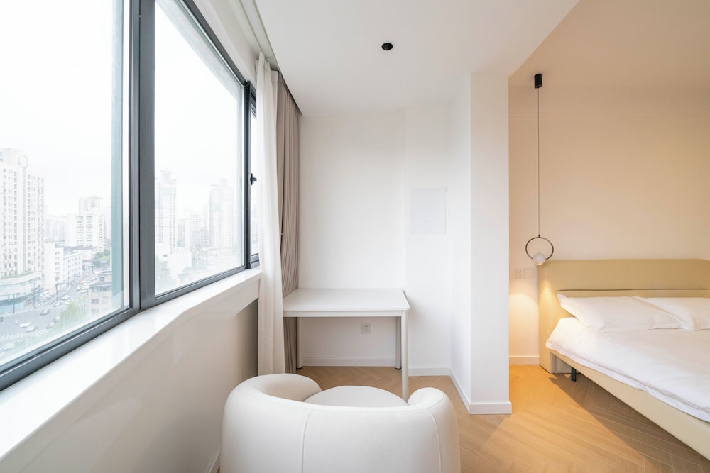 Book and Bed - Xujiahui
