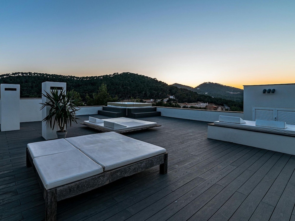 Holiday Home With Outdoor Activities