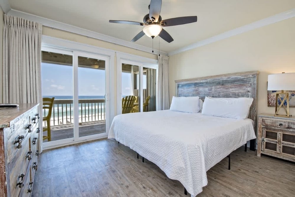 Beachfront 5bed Easybreezy East
