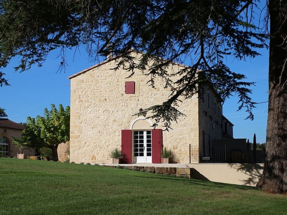 Les Gites du Château Mont D'onel