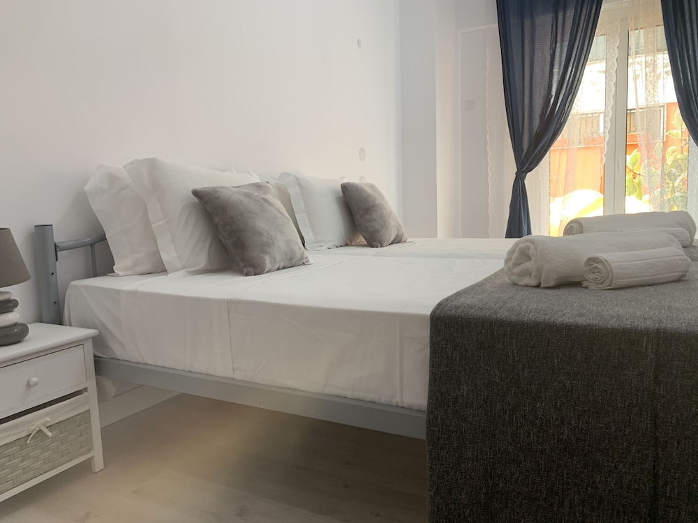 Santo Amaro Guest House view 4