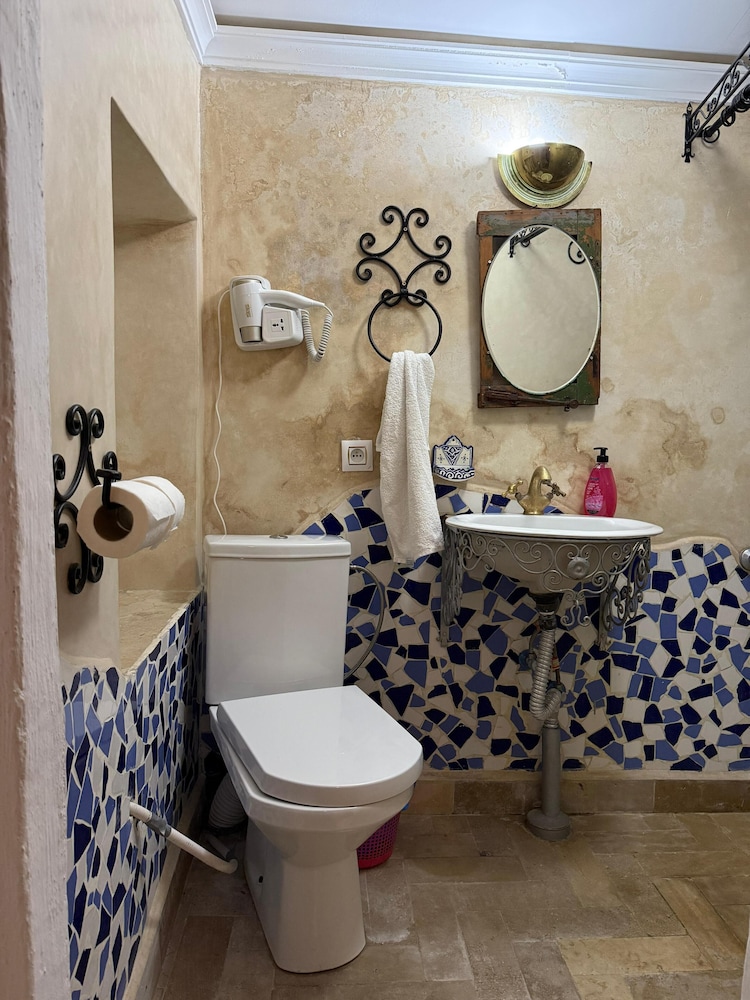 Riad la santa