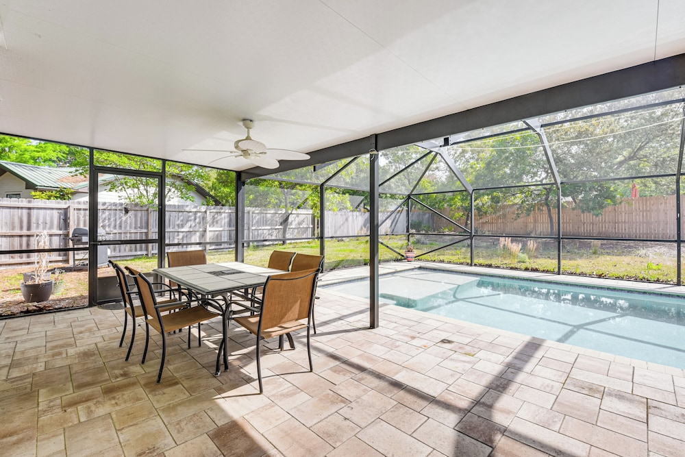 Private Pool & Patio: Niceville Family Home