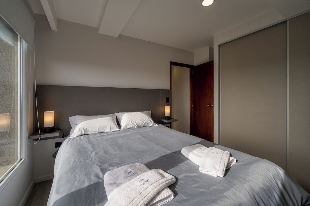 Downtown Apartment, Stunning Views, Terrace PL1 by Apartments Bariloche