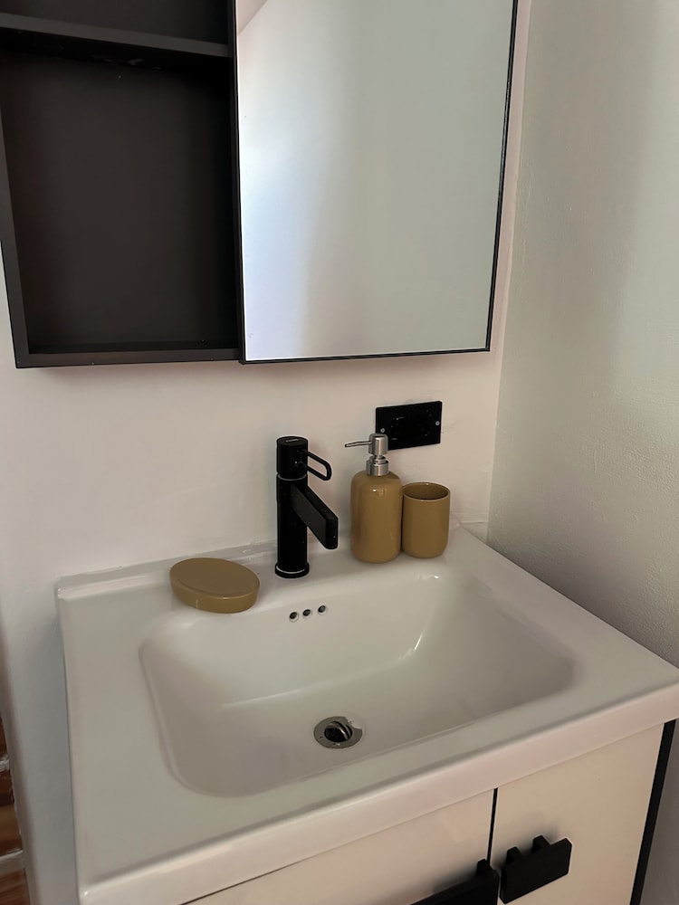 Onyx luxury rd