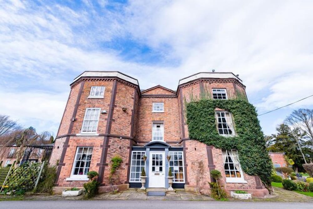 Rossett Hall Hotel