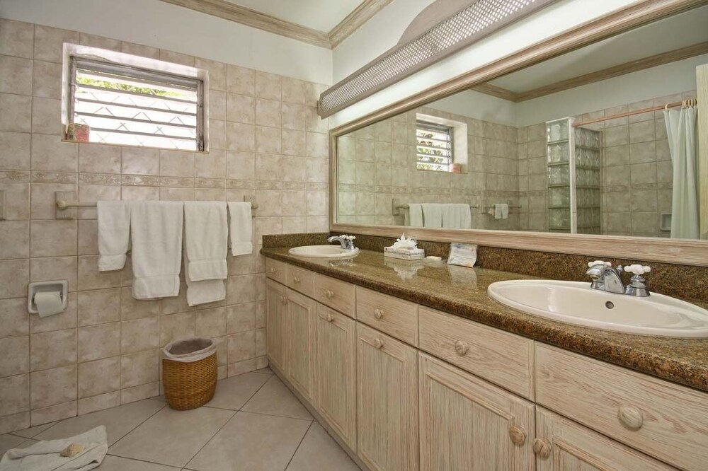Aquamarine 3 Bedroom Home