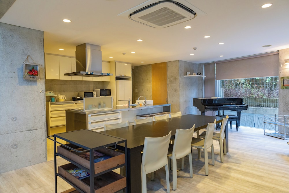 Urban View Villa