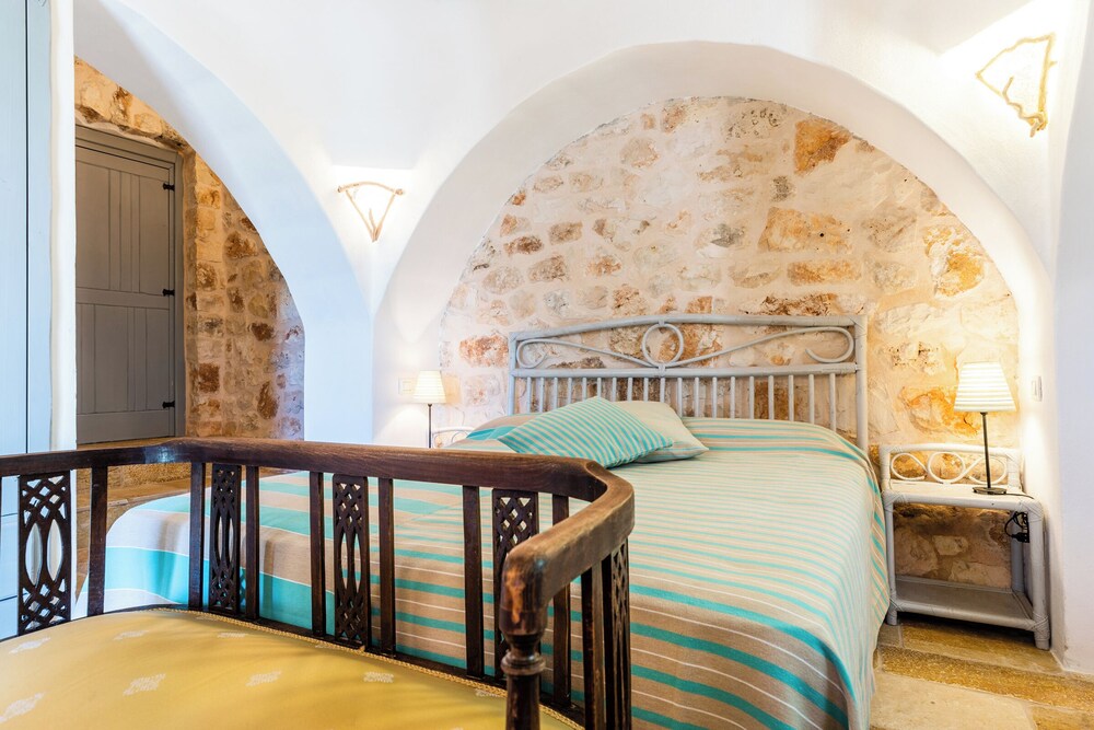 Sopra i Sassi intera o singoli trulli