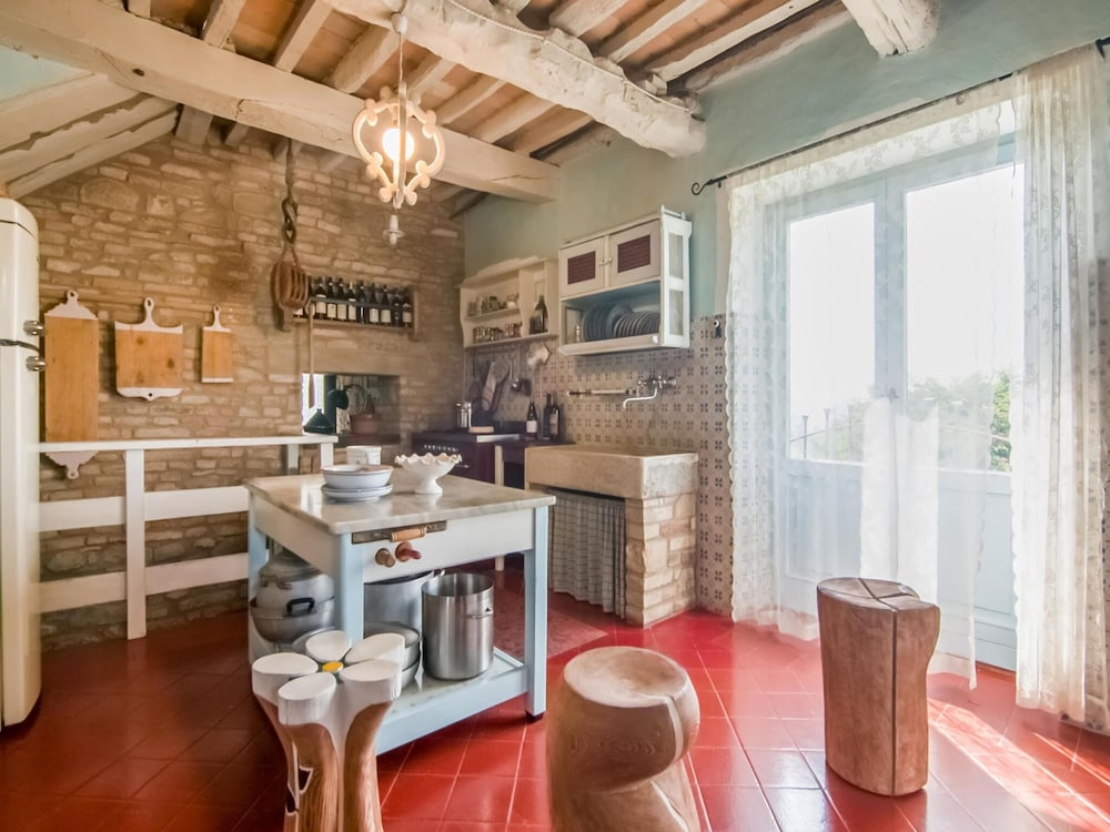 Mansion in Vallefoglia With Pool and Panorama view 2
