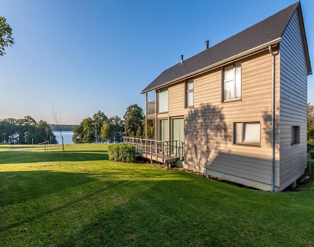Sauna Villa by the Lake