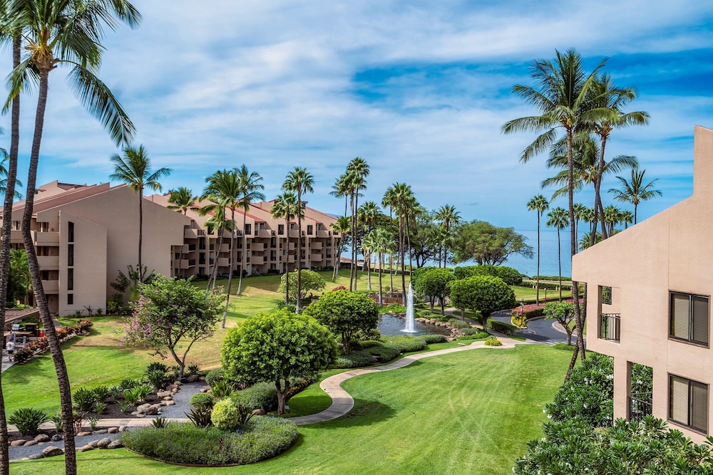 Kamaole Sands 2-406 - Luxurious Renovation - Penthouse Ocean Views - Split AC