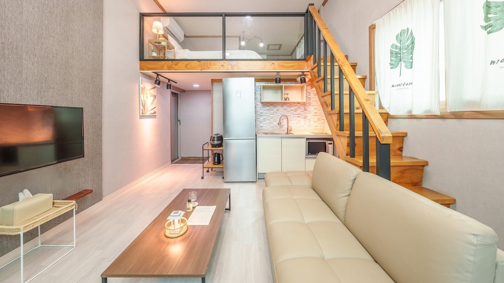 Yeosu Porrr Ocean View Pension