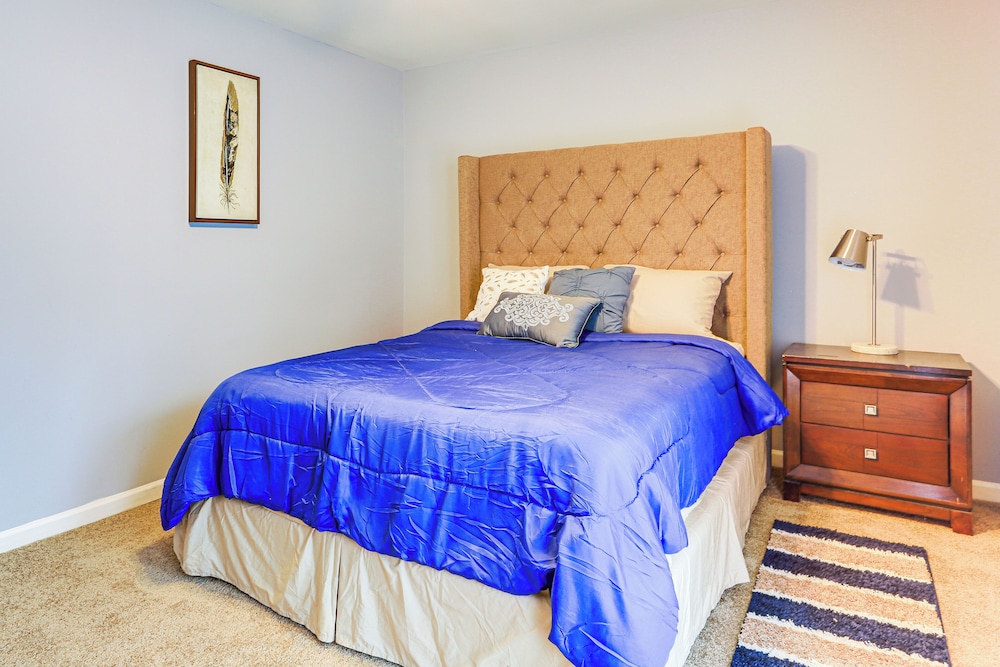 Easy ATL Access: Suburban Home Base w/ Patio