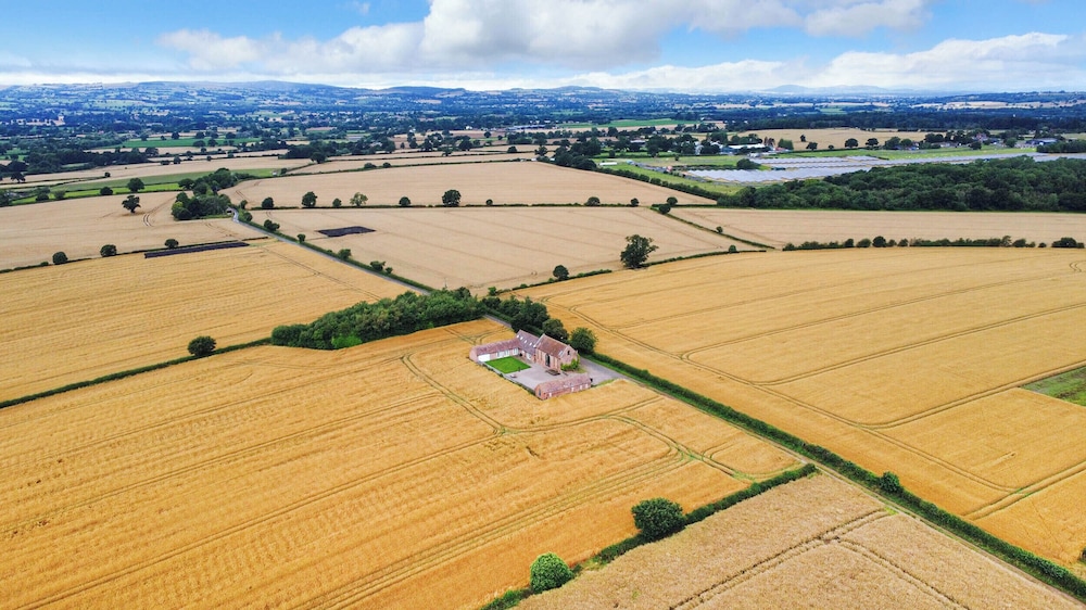 Windy Mundy Farm