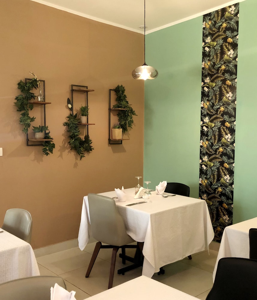 Bamako Vacations - Hotel La Chaumiere - Property Image 6