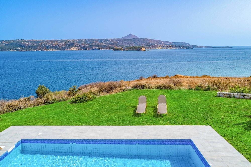 Villa Aptera