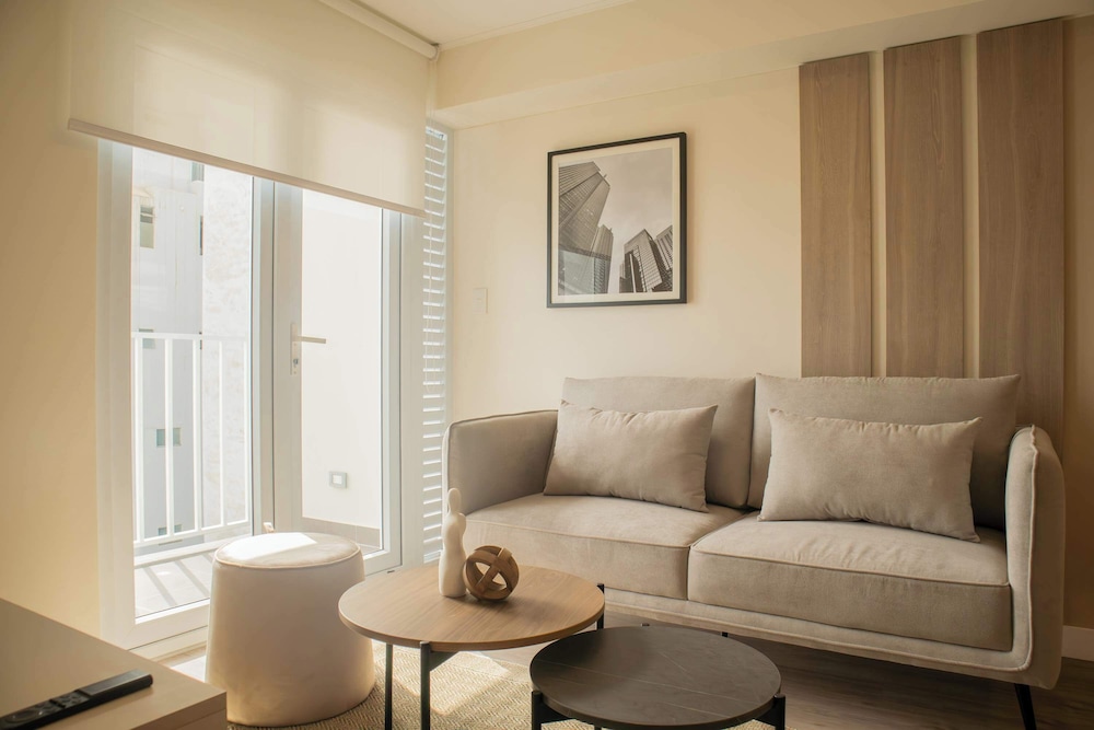 w Trendy 2BR Apartment w Pool in Barranco