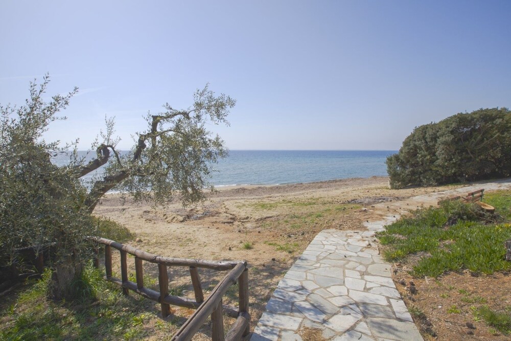 Eria Home by Rentalspro - Trikorfo Halkidiki