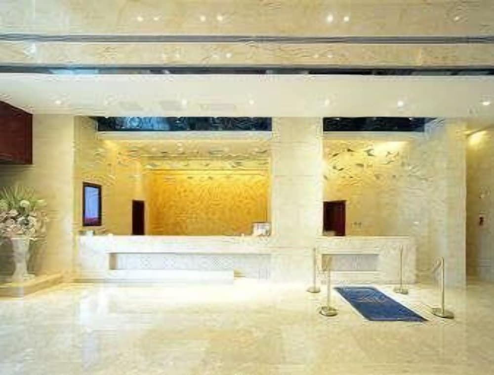 Ramada Longyan