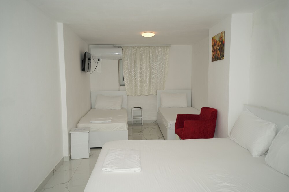 Enles Hotel