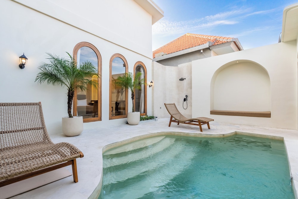 3BR Luxe Pool Villa Anaya