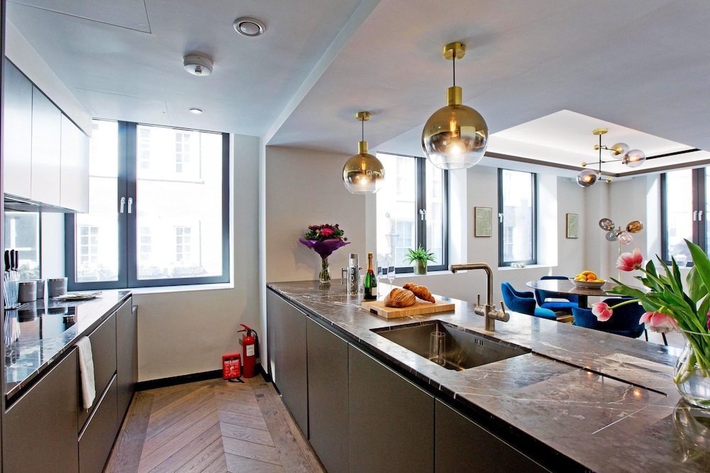 2-bed Deluxe Apt 104