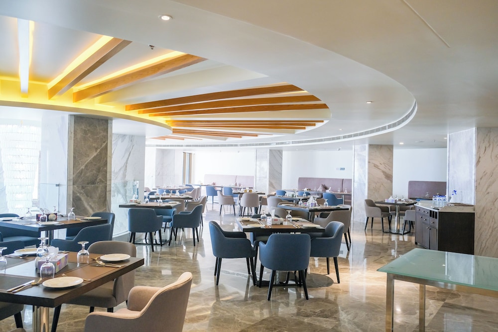 Ramada by Wyndham Cox's Bazar Kolatoli Beach — photo 12