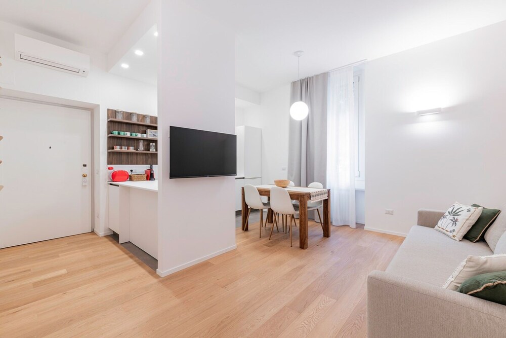 Casa Isella Stylish and Tranquil