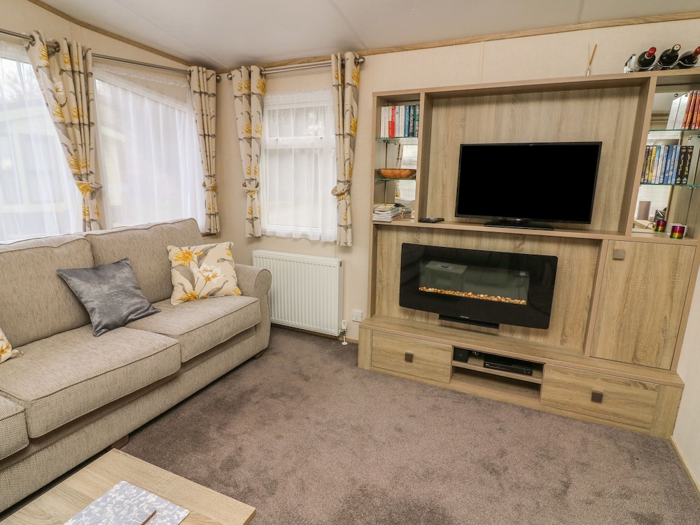 12A Borwick Lakes