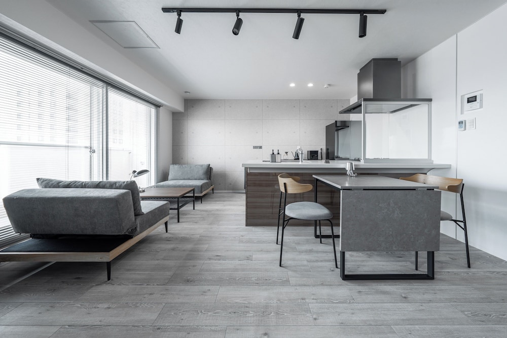 LUXIA 503