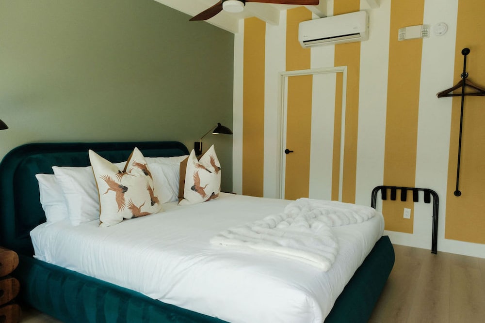 Palm Springs Vacations - Mod Maya Hotel in Palm Springs - Property Image 214