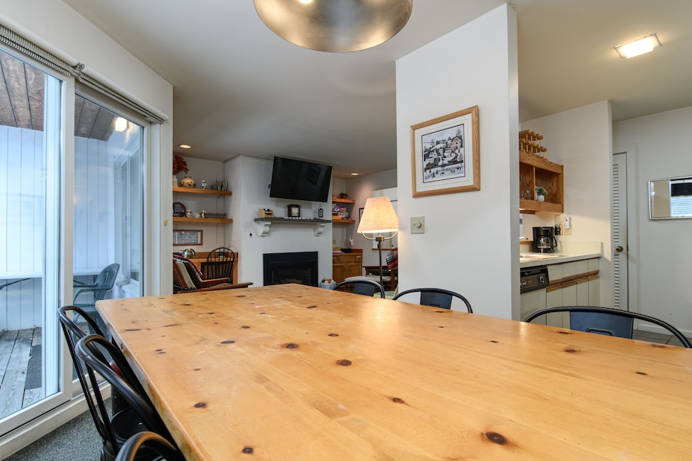 Glades 13 2 Bedroom Condo