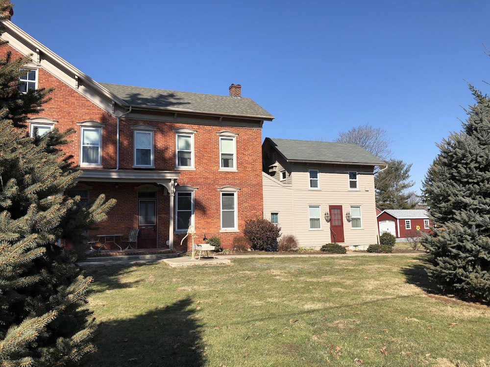 Red Rose Bed & Breakfast
