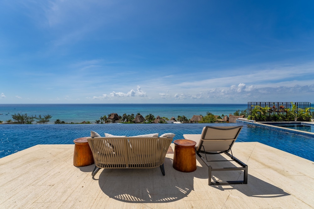 Ph Ocean Lux at Marila Condo