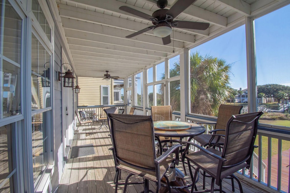 Spacious 4-bed, 4-bath Home in the Heart of Fripp Island