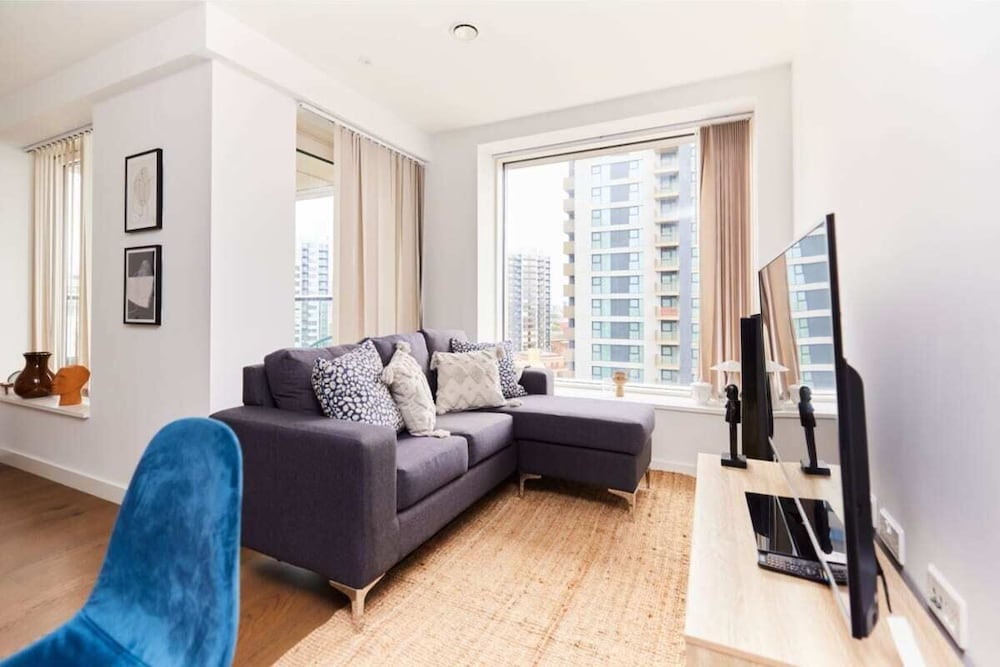 The Elephant and Castle Hideout - Cozy 1bdr Flat With Balcony