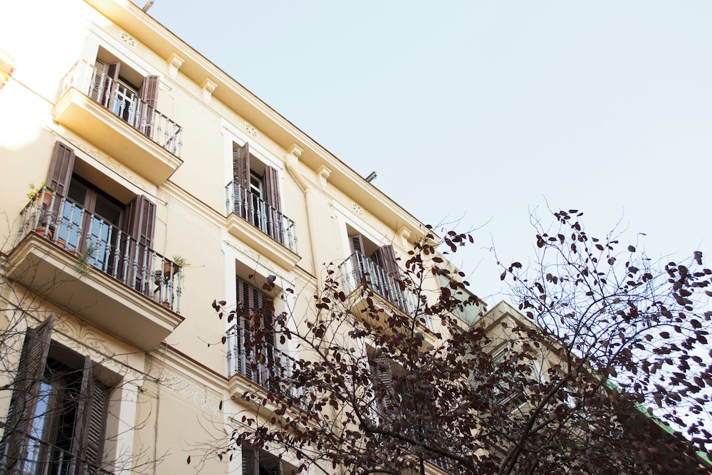 Classic Gracia Apartments