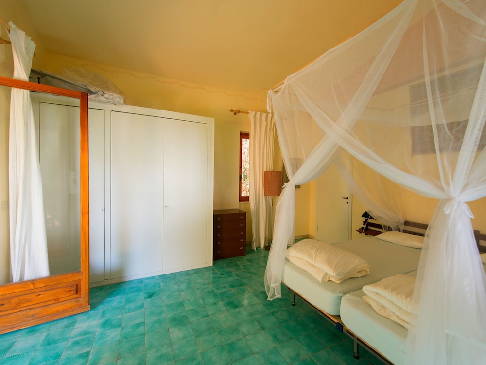 House With Direct Access and Private Terrace at Sea Near Capoliveri view 4