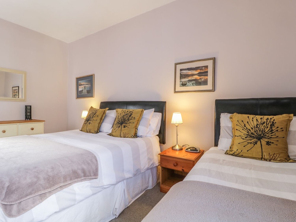 Swinside Cottage view 5