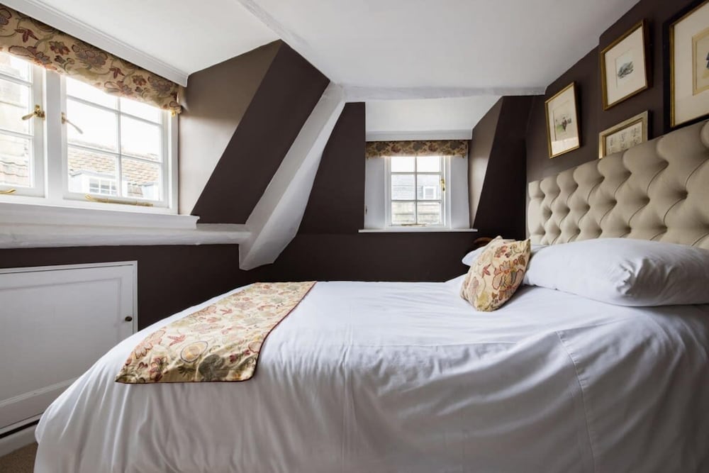 Spacious Homely Georgian Town House Central Bath