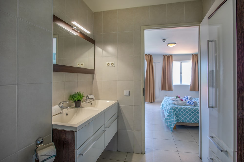 Blue Bay Apartments