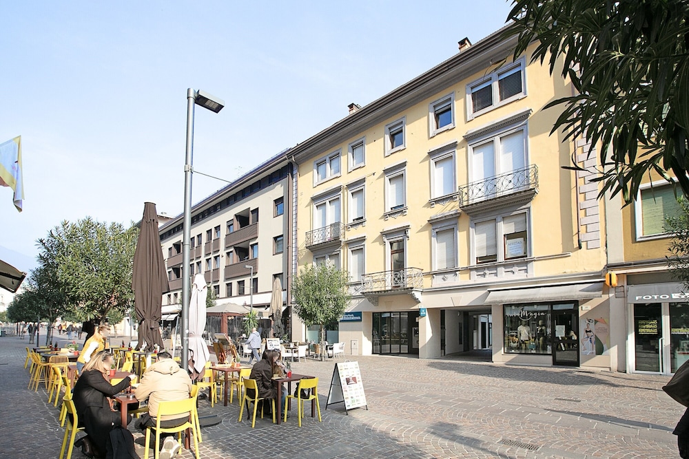 Quiet Oasis In Riva Heart